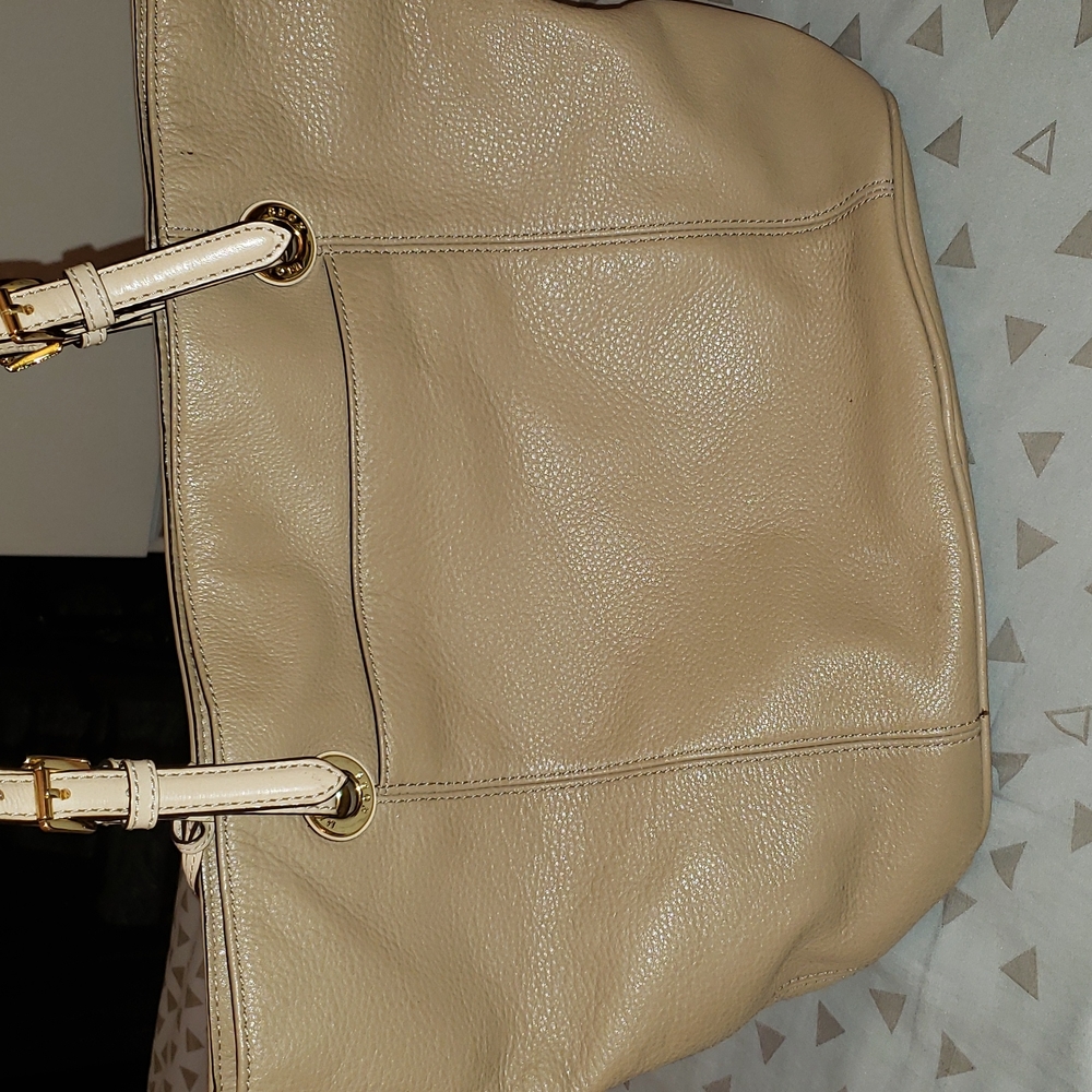 💕🔥Beige Michael Kors Bag Tote🔥💕 - Picture 7 of 12
